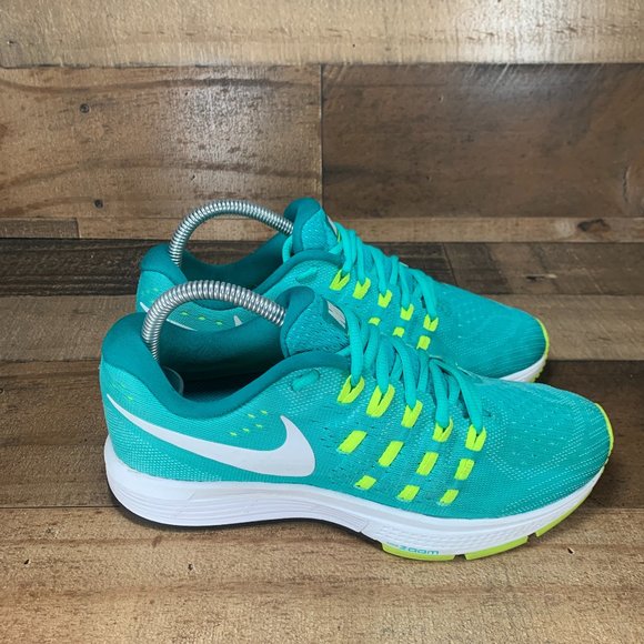 Nike Shoes - Nike Zoom Vomero 11 Running Shoes Womens Size 8